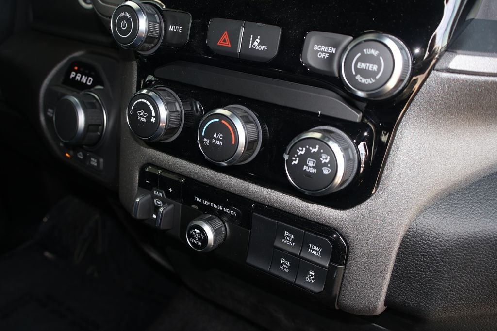 2026 RAM Ram 1500 RAM 1500 WARLOCK CREW CAB 4X4 5'7' BOX