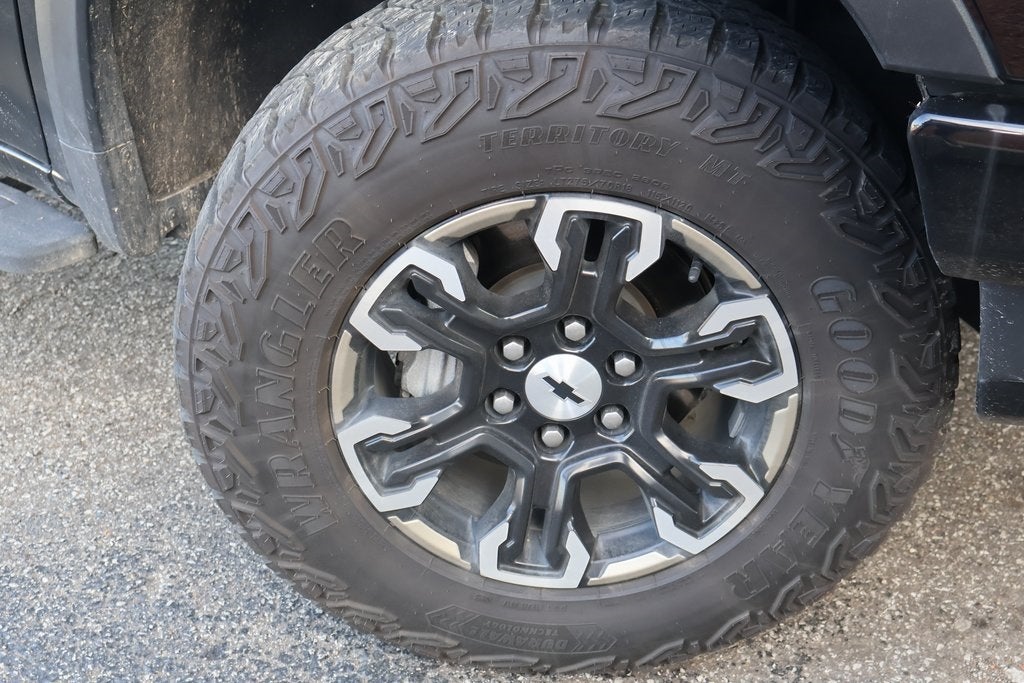 2023 Chevrolet Silverado 1500 4WD Crew Cab Short Bed ZR2