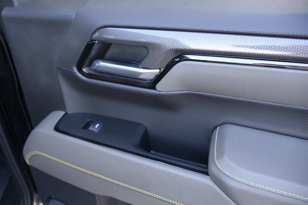 2023 Chevrolet Silverado 1500 4WD Crew Cab Short Bed ZR2