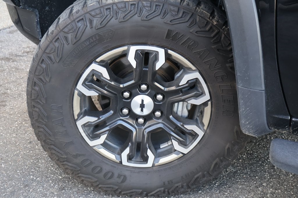 2023 Chevrolet Silverado 1500 4WD Crew Cab Short Bed ZR2