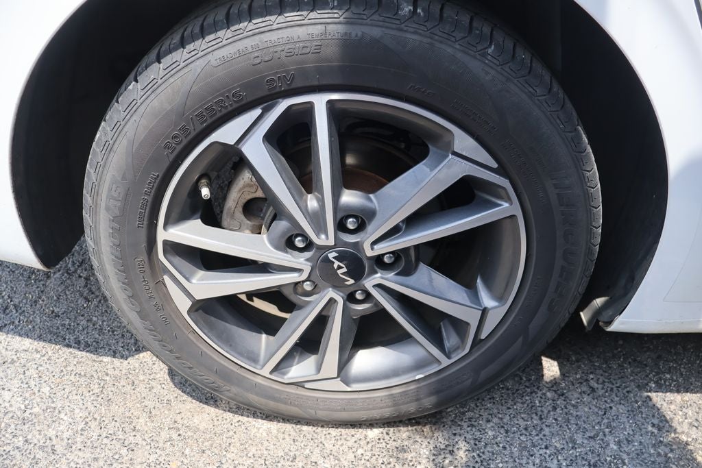 2024 Kia Forte LXS