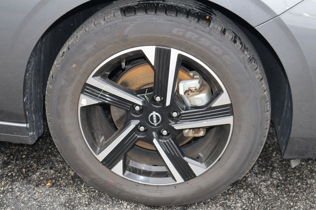 2024 Nissan Sentra SV Xtronic CVT