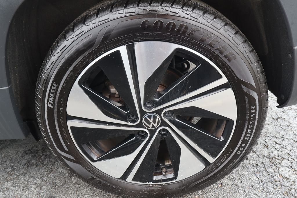 2025 Volkswagen Taos 1.5T SE