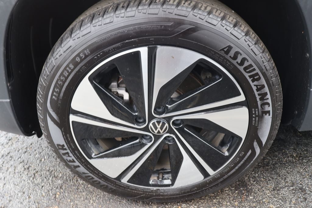 2025 Volkswagen Taos 1.5T SE