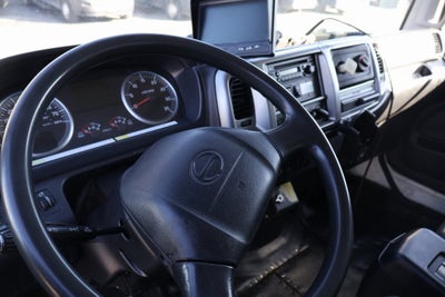 2013 Hino Box Truck 338