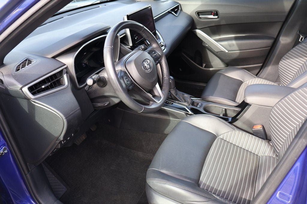 2023 Toyota Corolla Cross Hybrid SE