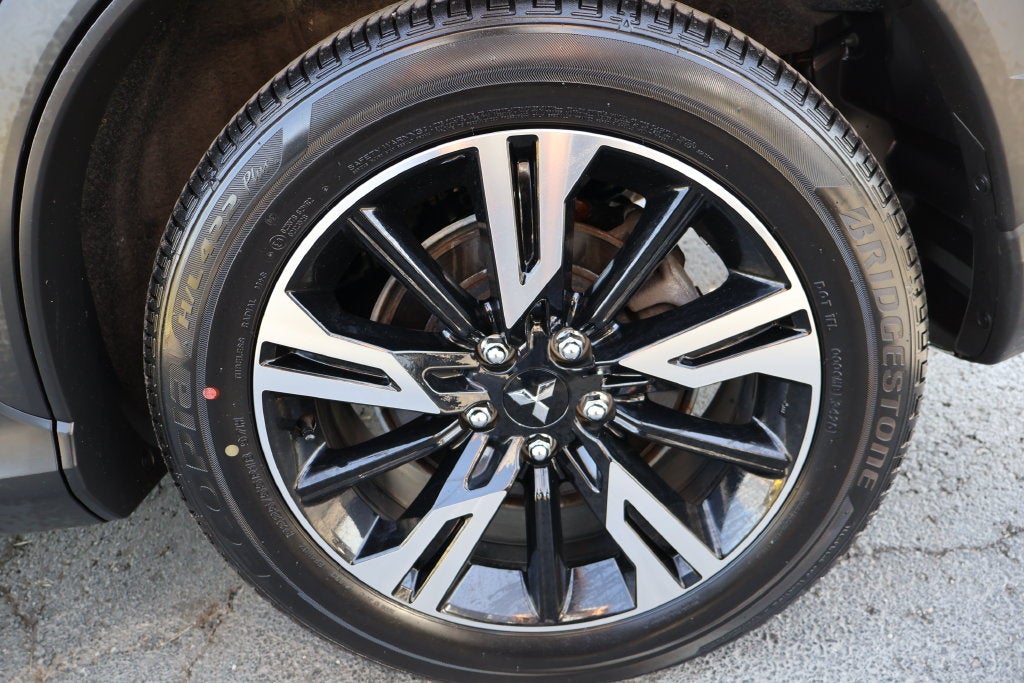 2026 Mitsubishi Eclipse Cross Base