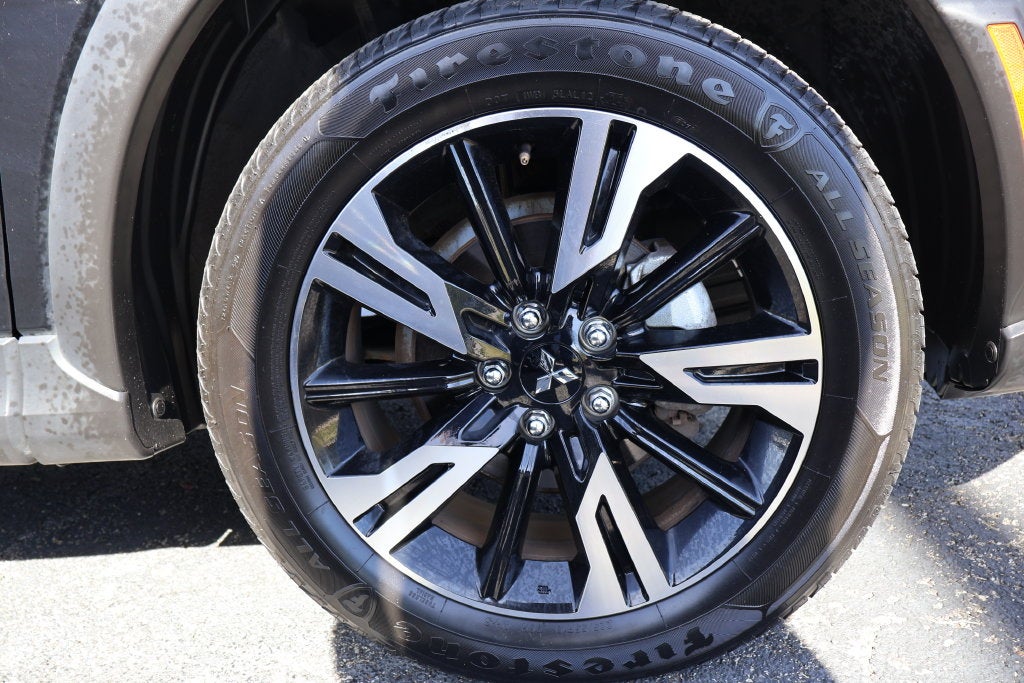 2026 Mitsubishi Eclipse Cross Base