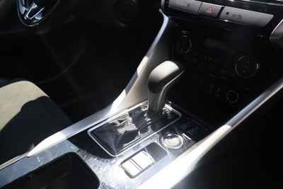 2025 Mitsubishi Eclipse Cross Base