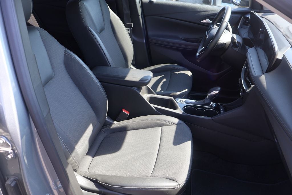 2025 Buick Encore GX Preferred FWD