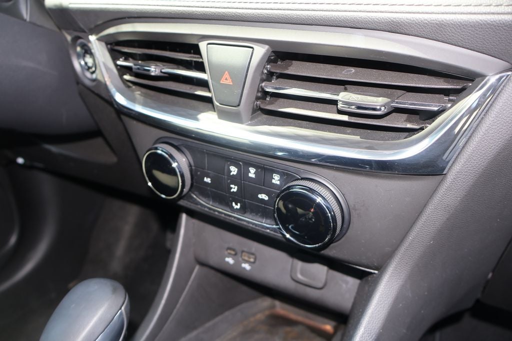 2025 Buick Encore GX Preferred FWD