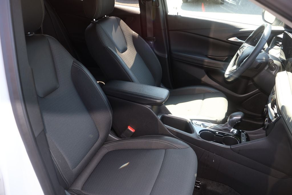 2025 Buick Encore GX Preferred FWD