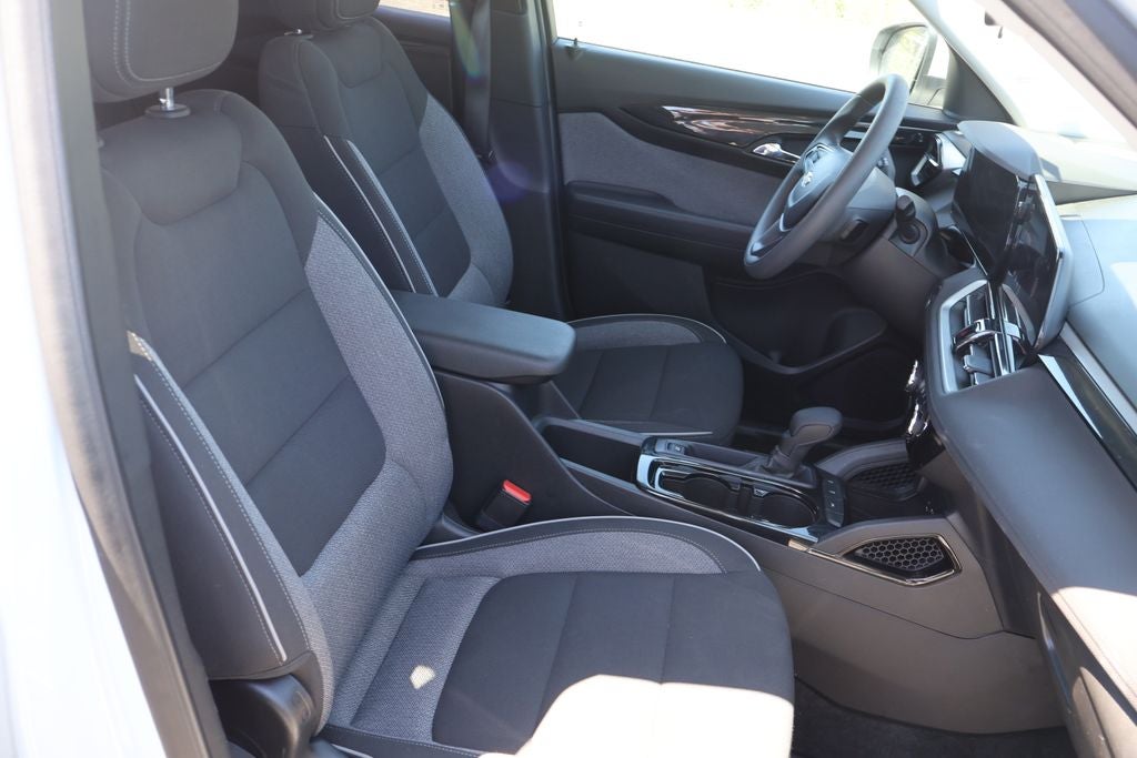 2025 Chevrolet Trailblazer FWD LT