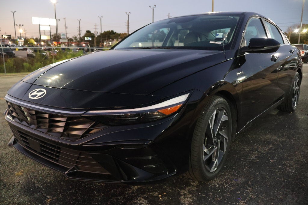 2025 Hyundai Elantra Limited