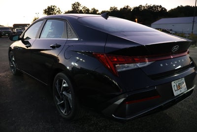 2025 Hyundai Elantra Limited