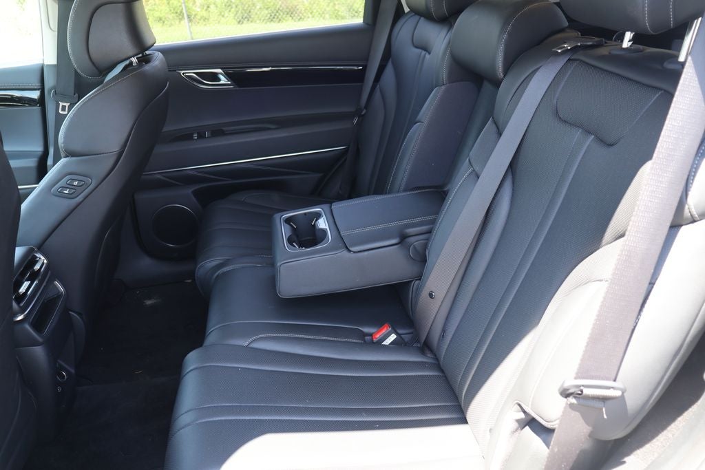 2025 Genesis GV80 2.5T Standard AWD