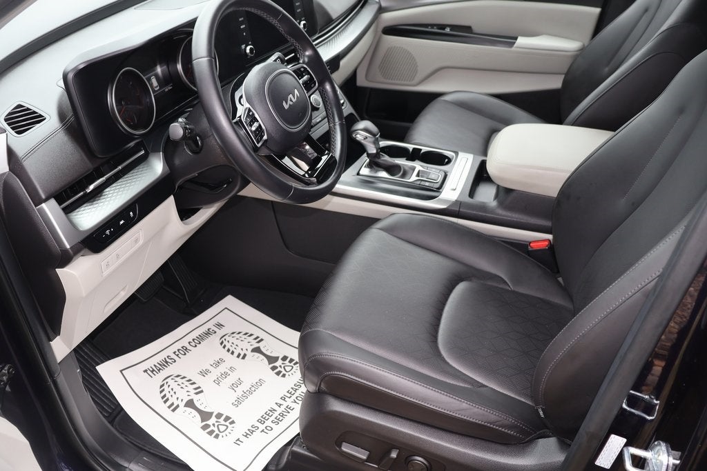 2023 Kia Carnival MPV LX Seat Package