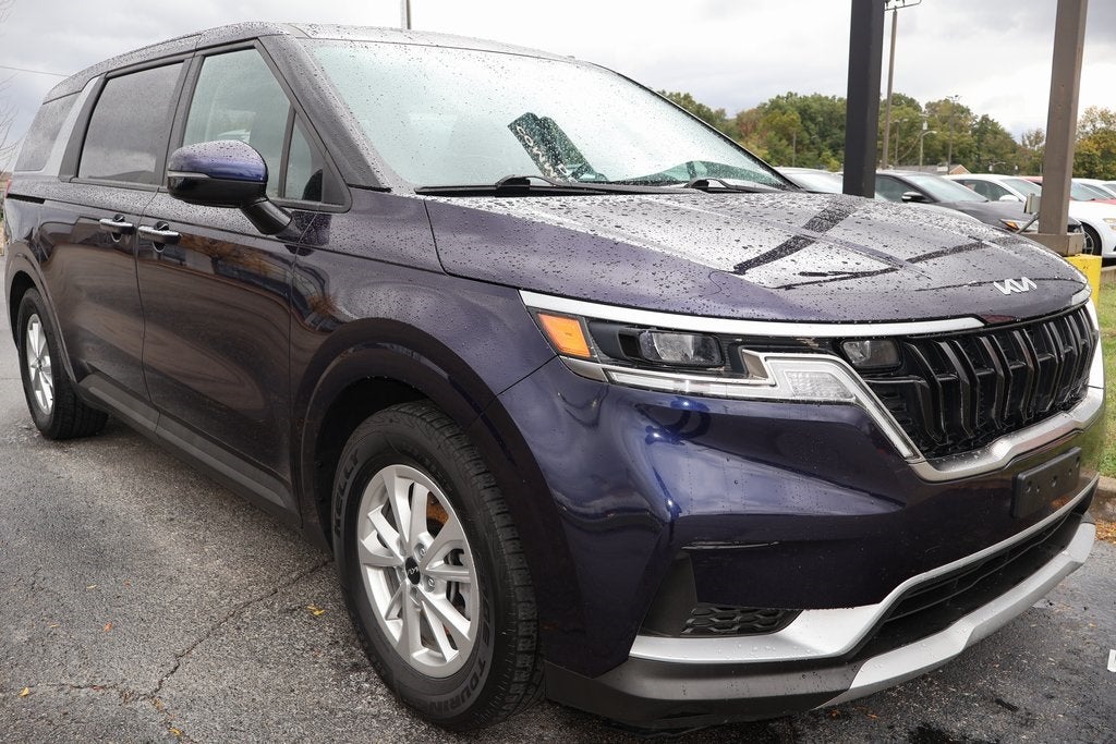 2023 Kia Carnival MPV LX Seat Package