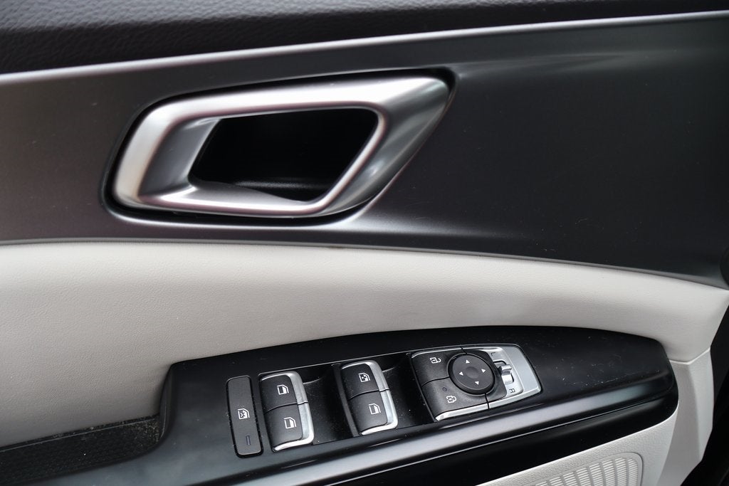 2023 Kia Carnival MPV LX Seat Package