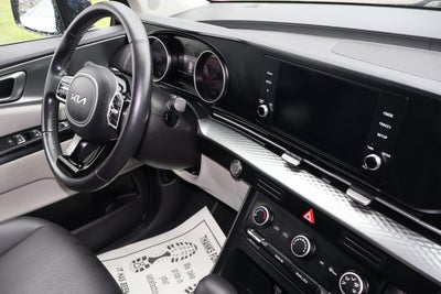 2023 Kia Carnival MPV LX Seat Package