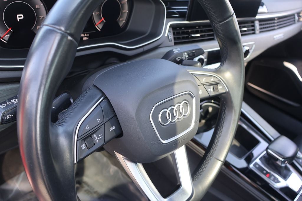 2024 Audi A4 Premium Plus 45 TFSI S line quattro S tronic